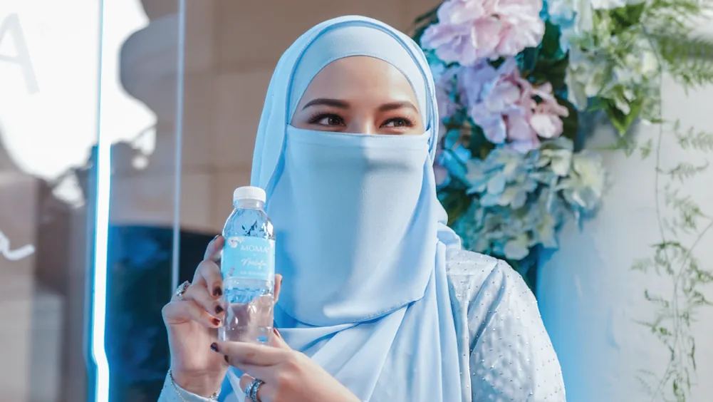 Neelofa at the MOMA × Neelofa launch.